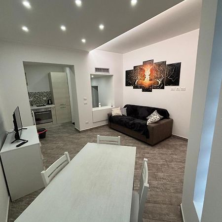 הוילה רומא Sunny Deluxe House מראה חיצוני תמונה
