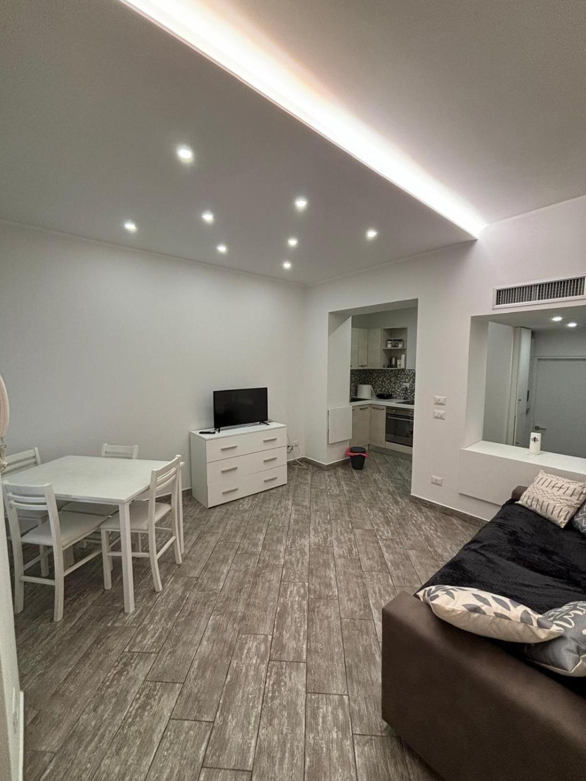 הוילה רומא Sunny Deluxe House מראה חיצוני תמונה